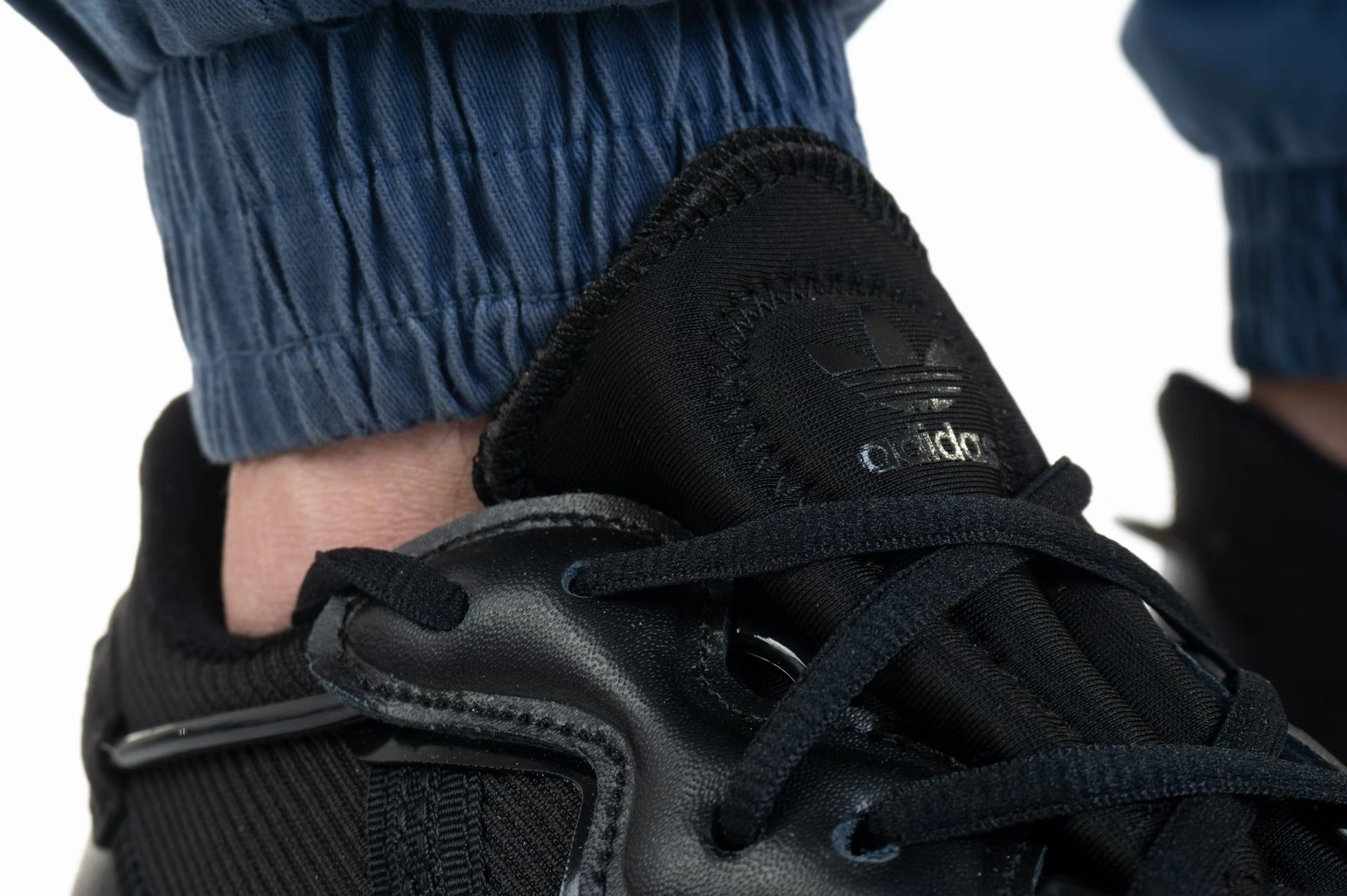 Adidas Men's Ozweego Shoes, Color Options
