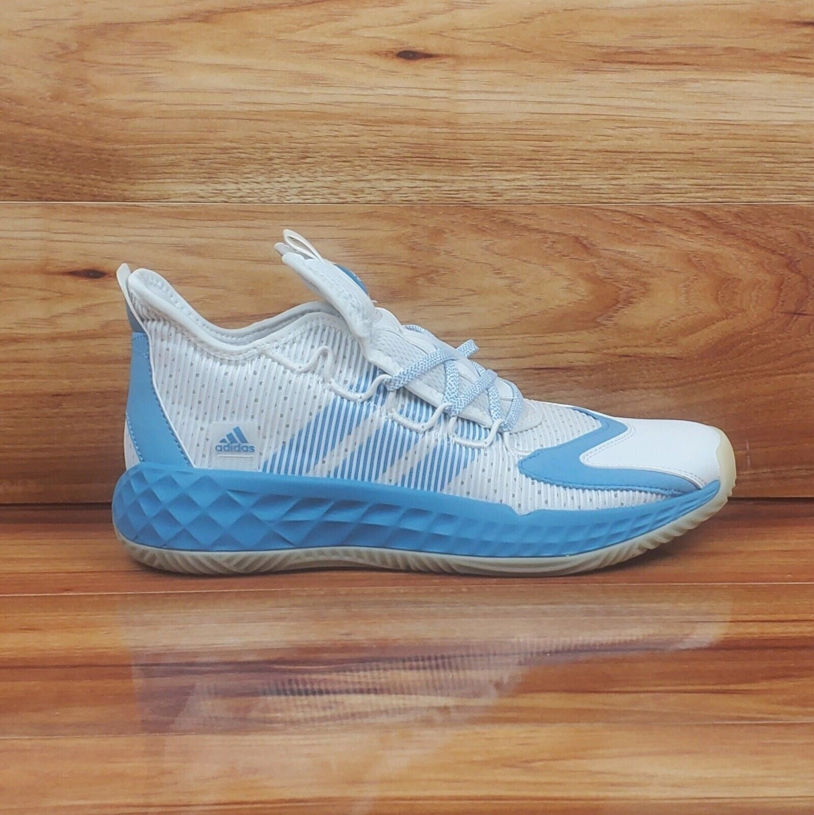 Adidas Men's Pro Boost Low Lightstrike Basketball Shoes, White/Light Blue