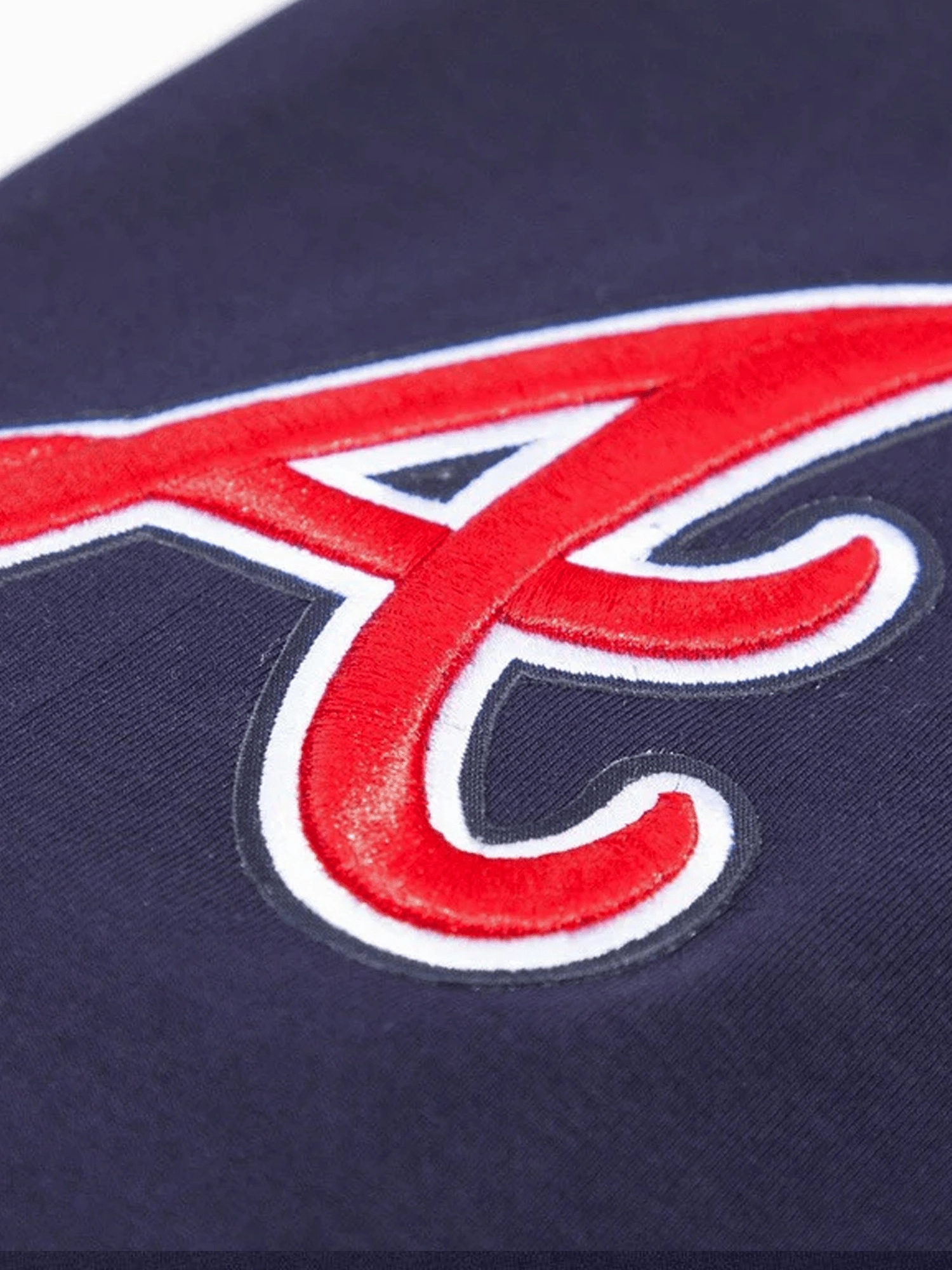 Atlanta Braves Pro Standard MLB Team Chenille Flex T-Shirt - Navy
