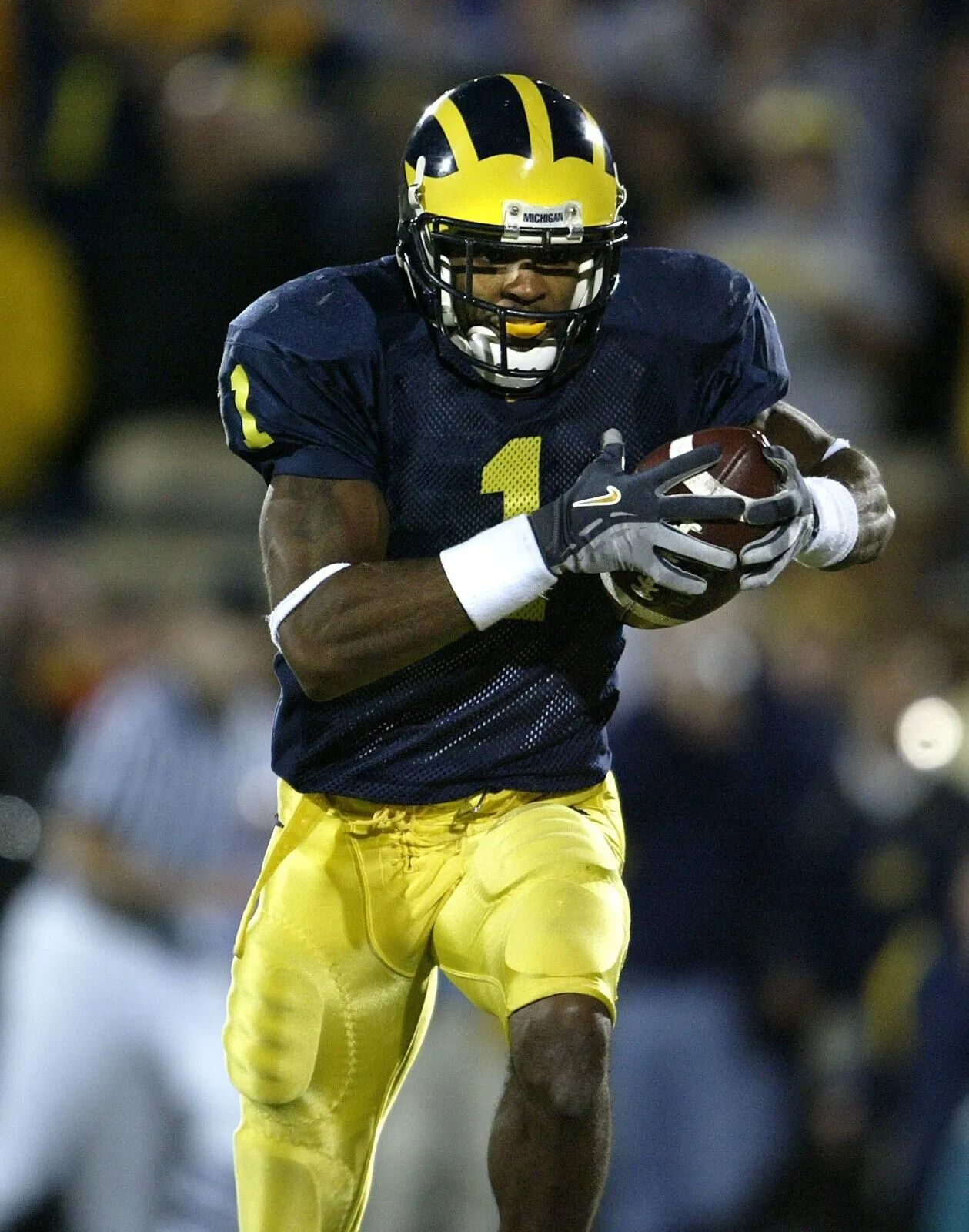 Braylon Edwards Signed Michigan Wolverines Jersey (PSA COA) Browns Pro Bowl W.R.