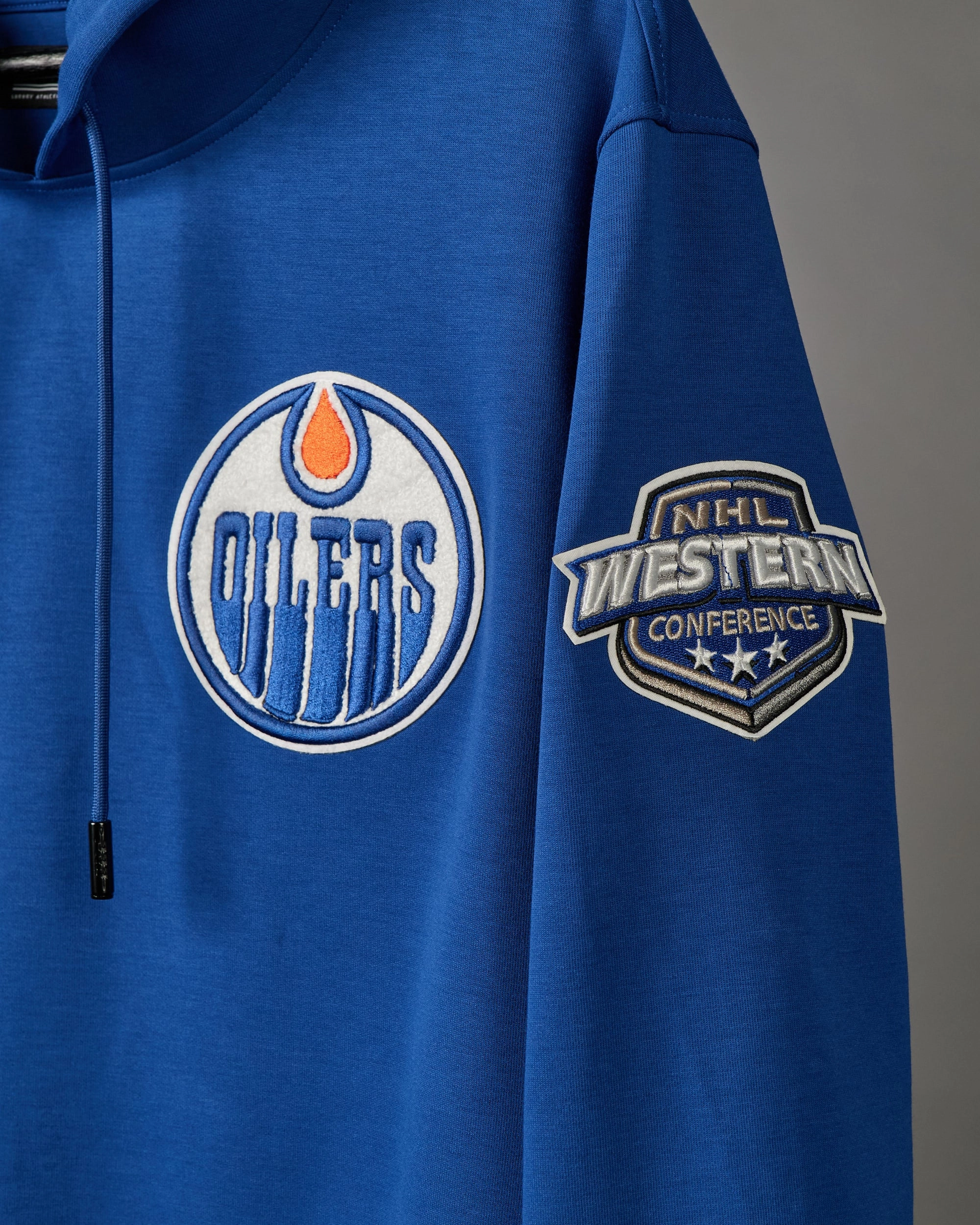 Edmonton Oilers Pro Standard NHL Team Chenille Hoodie Jumper - Blue