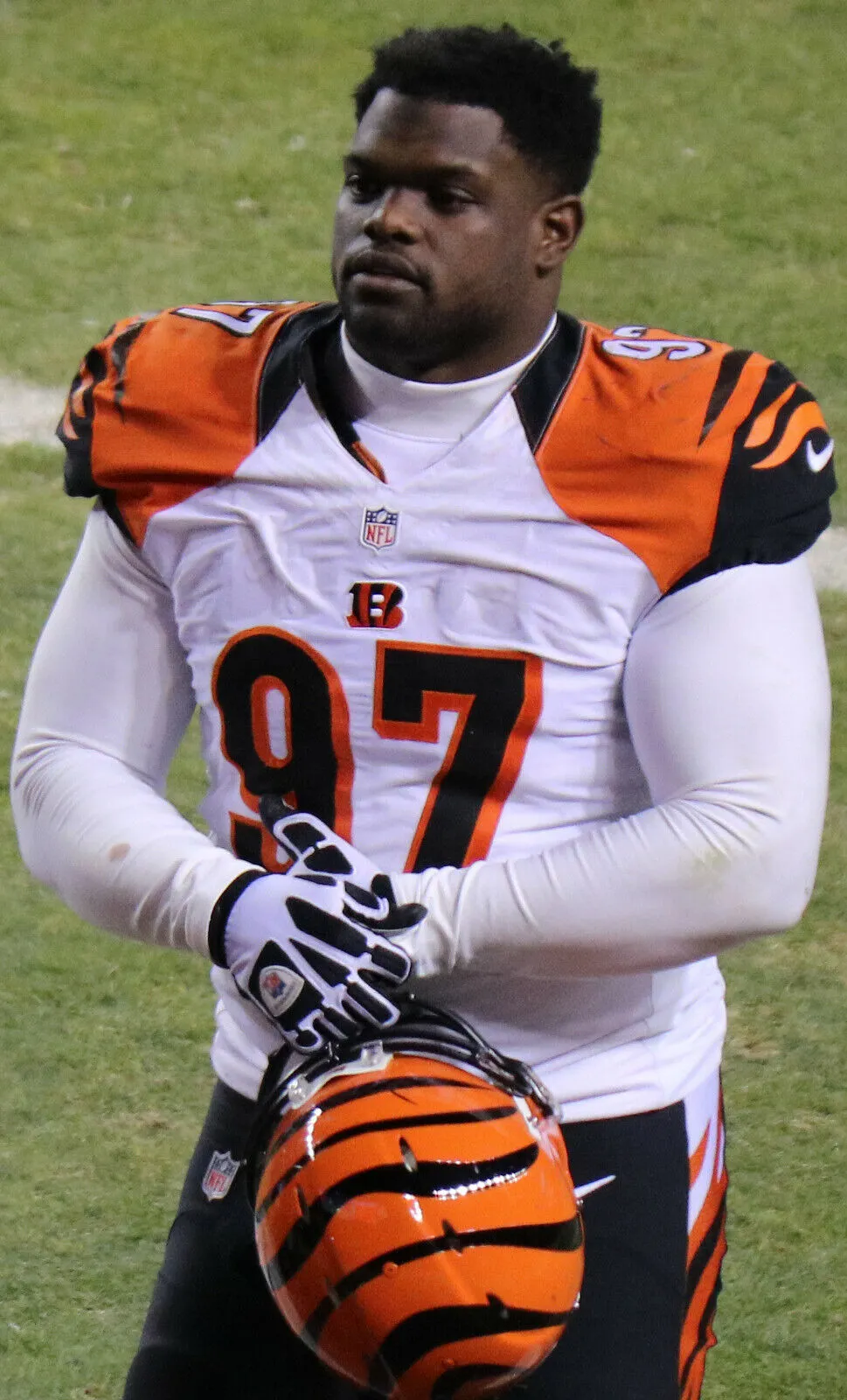 Geno Atkins Signed Georgia Bulldogs Jersey (JSA COA) Cin Bengals 8xPro Bowl D.T.