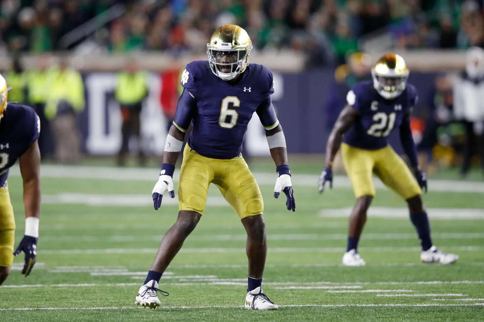 Jeremiah Owusu-Koramoah Signed Notre Dame Fighting Irish Jersey (Beckett Holo)