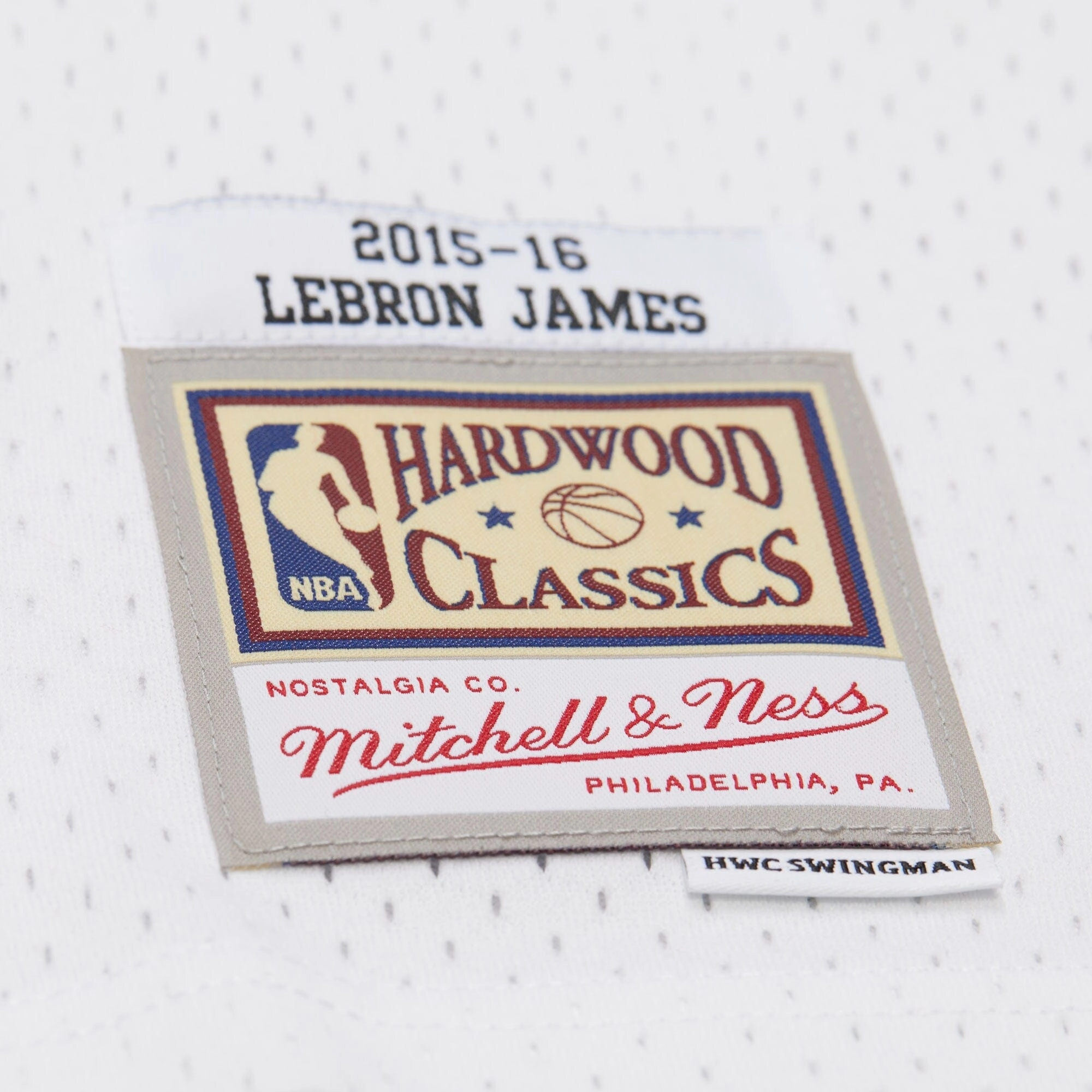 LeBron James Cleveland Cavaliers Mitchell & Ness NBA 2015 Swingman Jersey - White