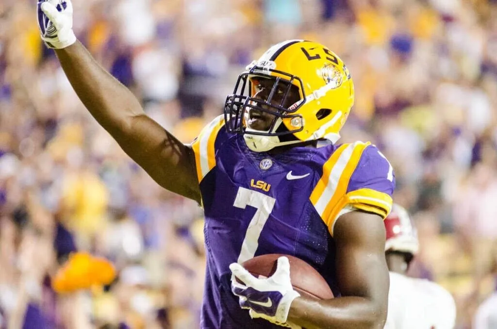 Leonard Fournette Signed LSU Tigers Jersey (JSA COA) Tampa Bay Buccaneers R.B.