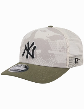 New York Yankees New Era MLB Armed Forces 2025 9SEVENTY Stretch-Snapback Hat