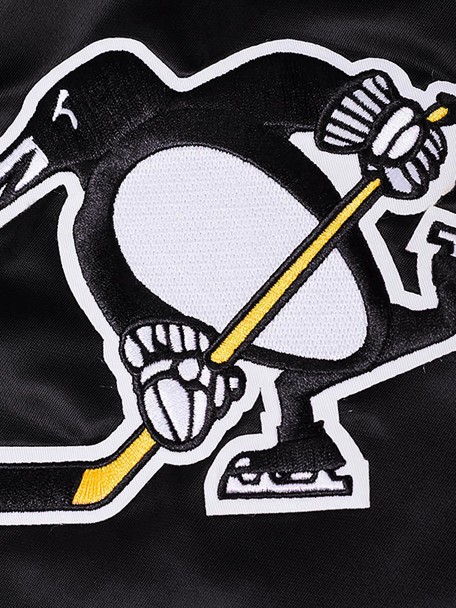 Pittsburgh Penguins Pro Standard NHL Team Classic Satin Button Jacket - Black