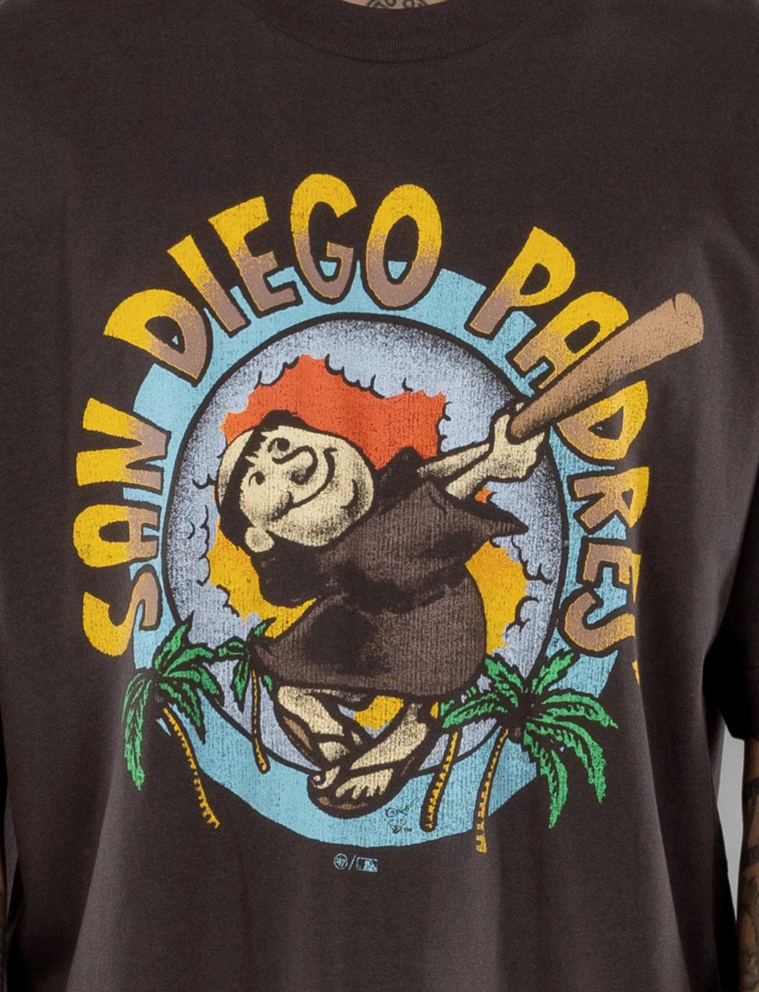 San Diego Padres '47 MLB Throwback Vintage Foundation T-Shirt - Carbonite