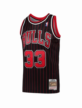 Scottie Pippen Chicago Bulls Mitchell & Ness NBA 95-96 Alt Swingman Jersey - Black