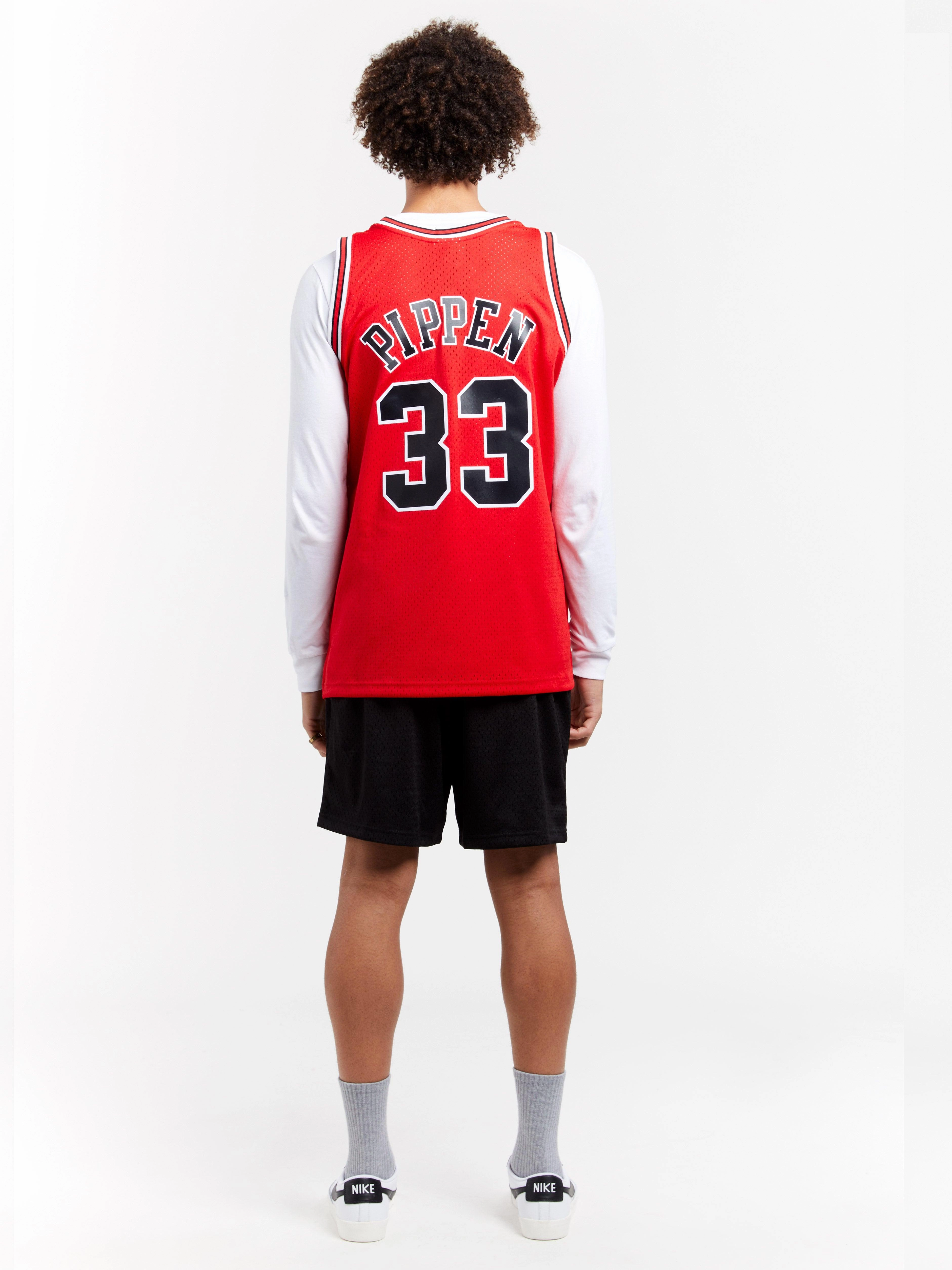 Scottie Pippen Chicago Bulls Mitchell & Ness NBA 97-98 Road Swingman Jersey - Red