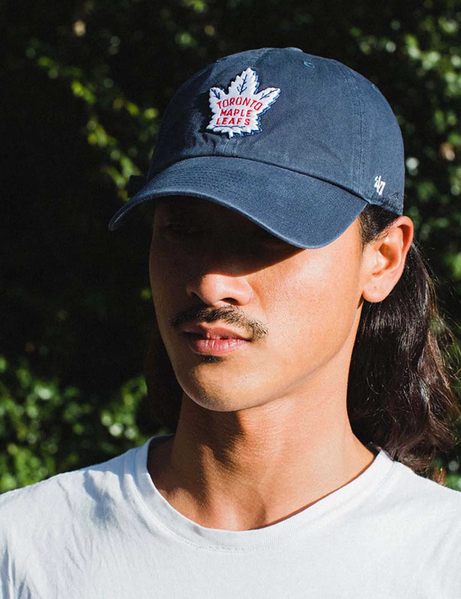 Toronto Maple Leafs '47 MLB Team Alt Clean Up Strapback Hat - Navy