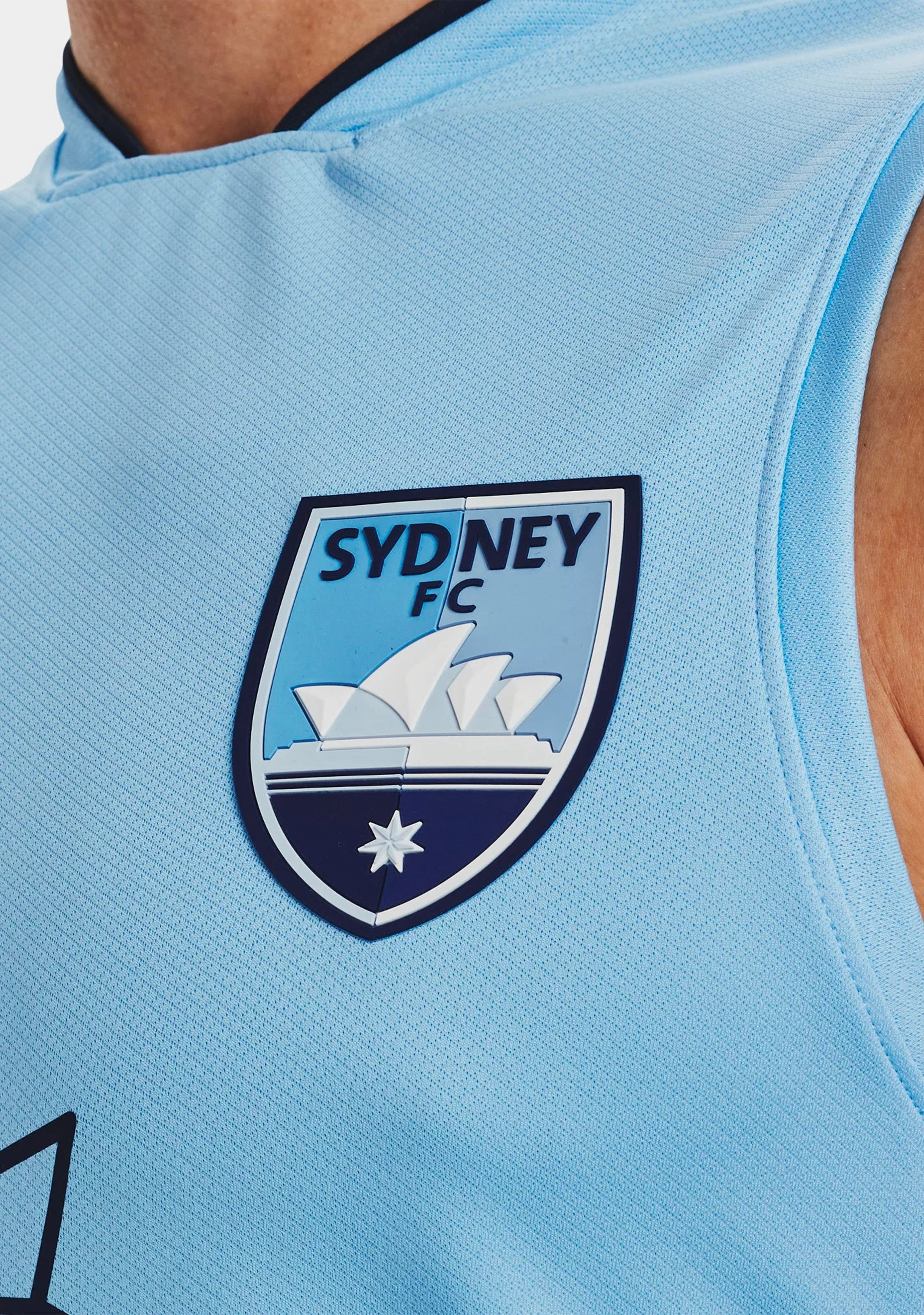 Under Armour Mens Sydney FC Premier Training Singlet