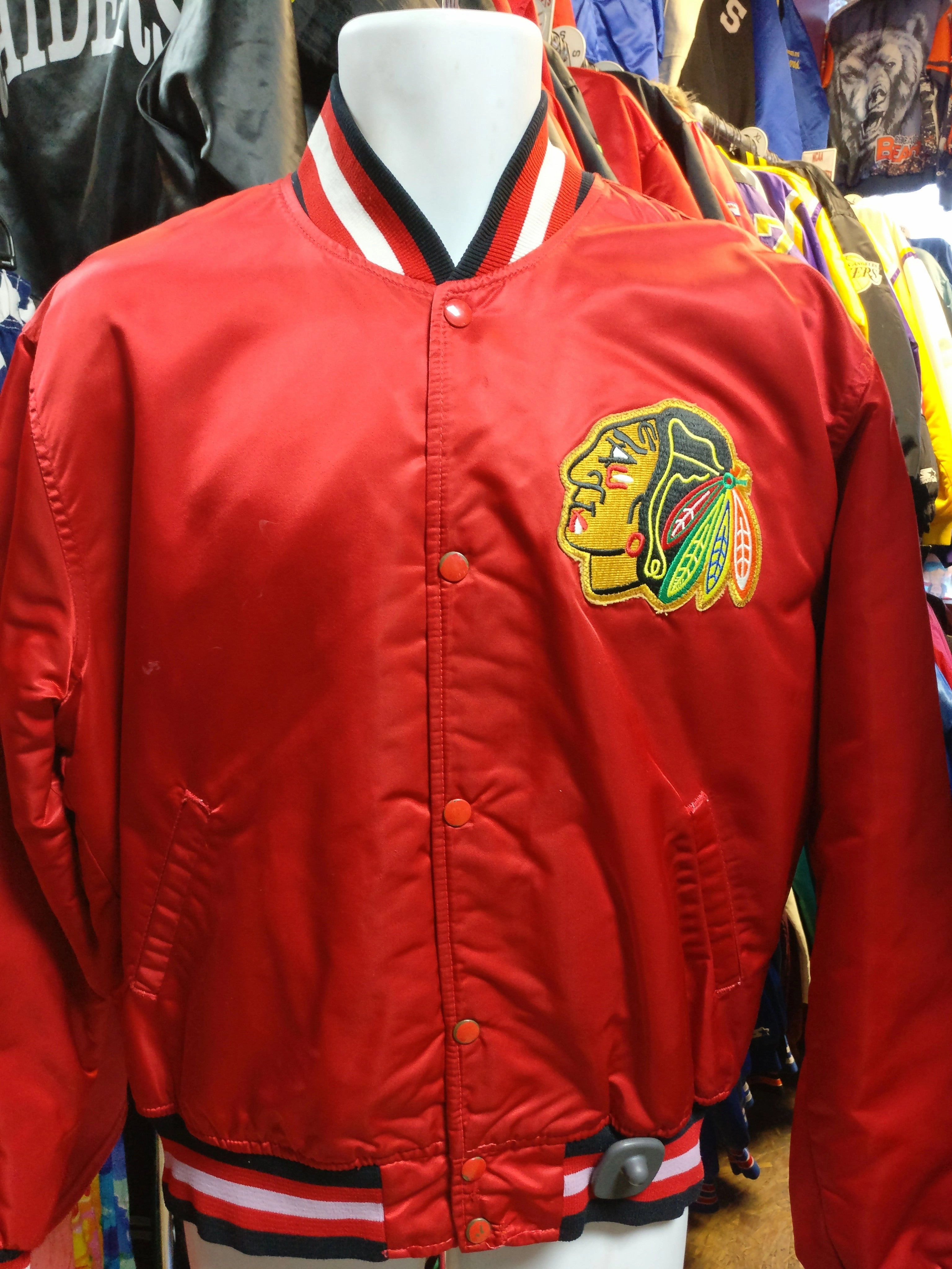 Vintage 80s CHICAGO BLACKHAWKS NHL Starter Nylon Jacket L
