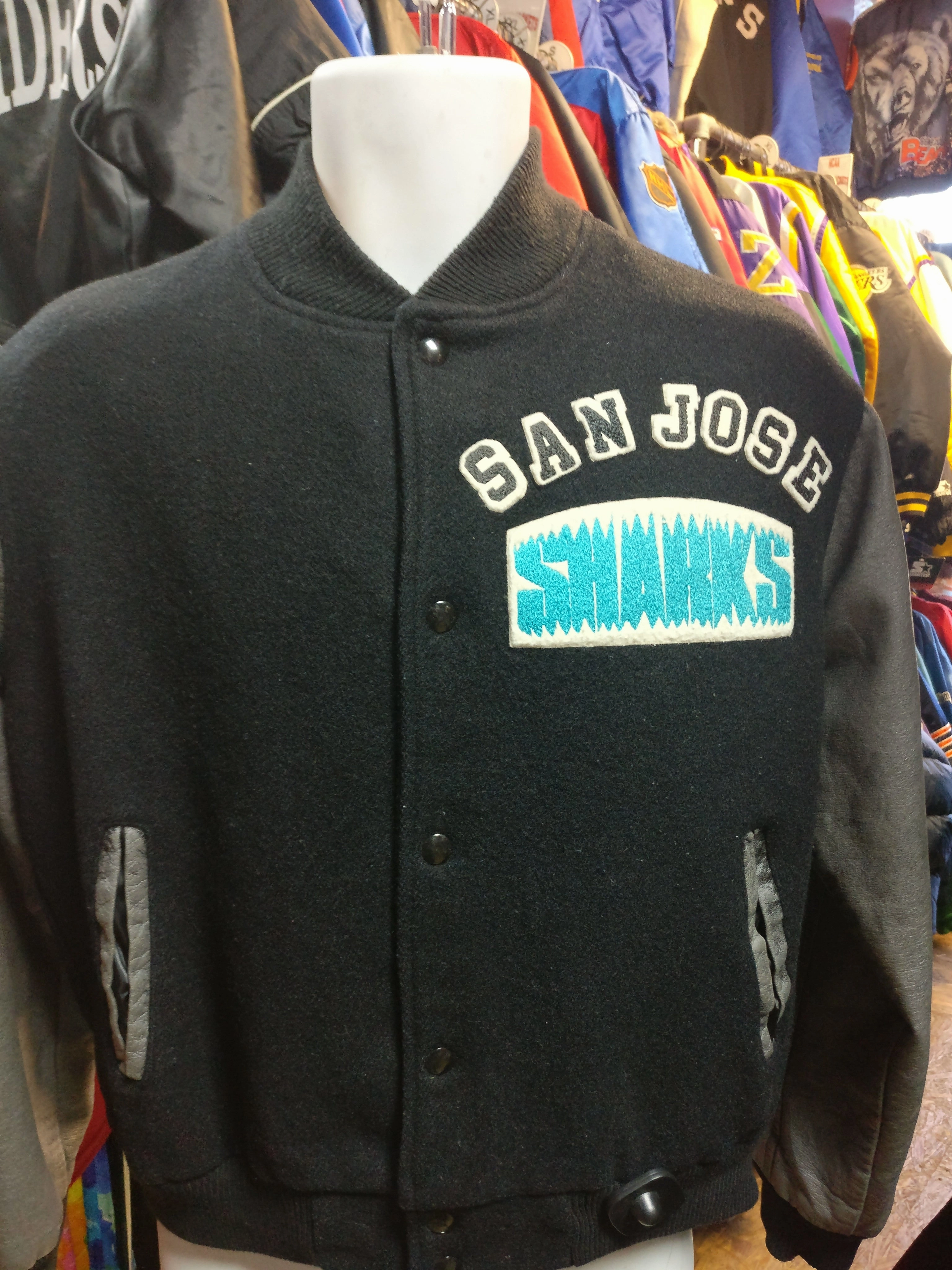 Vintage 80s SAN JOSE SHARKS NHL Back Patch Chalk Line Varsity Jacket M