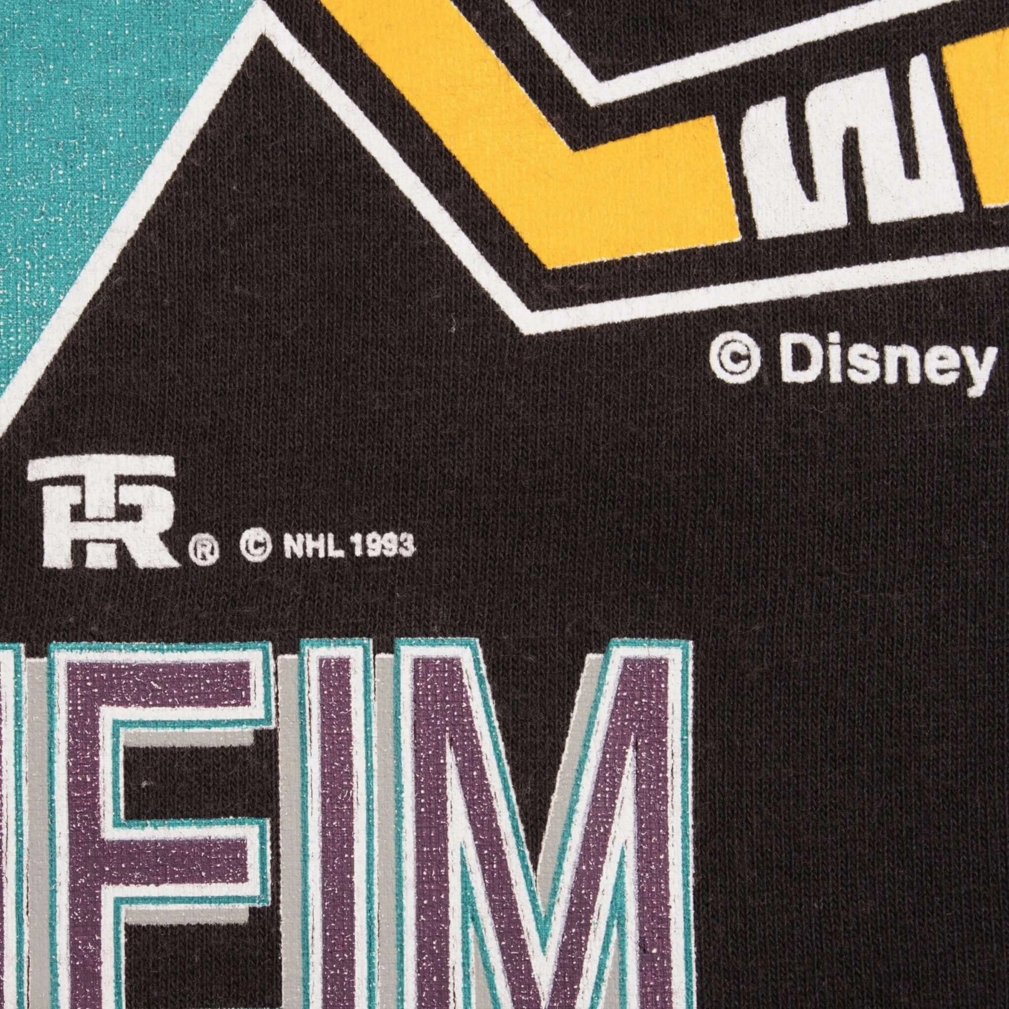 VINTAGE NHL ANAHEIM MIGHTY DUCKS DISNEY TEE SHIRT 1993 SIZE MEDIUM MADE IN USA